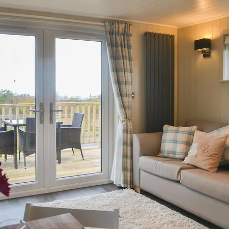 Holiday home Merlin's *